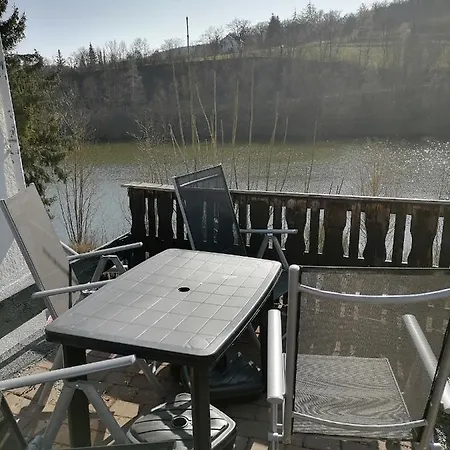 Direkt am See Gartenapartment mit Bad * Waldeck (Hessen)